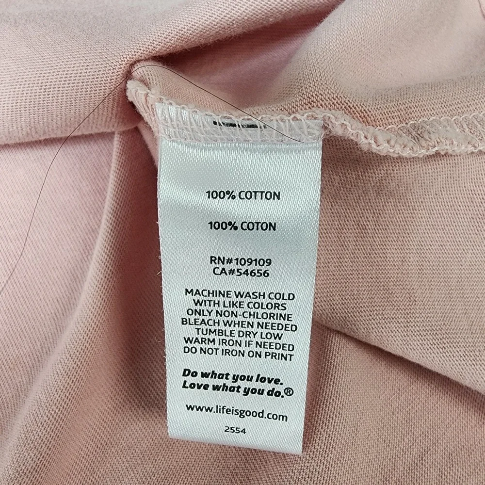 Life Is Good Crusher Top Women's S Pink Short Sleeve V Neck Simplify Tee Camping
